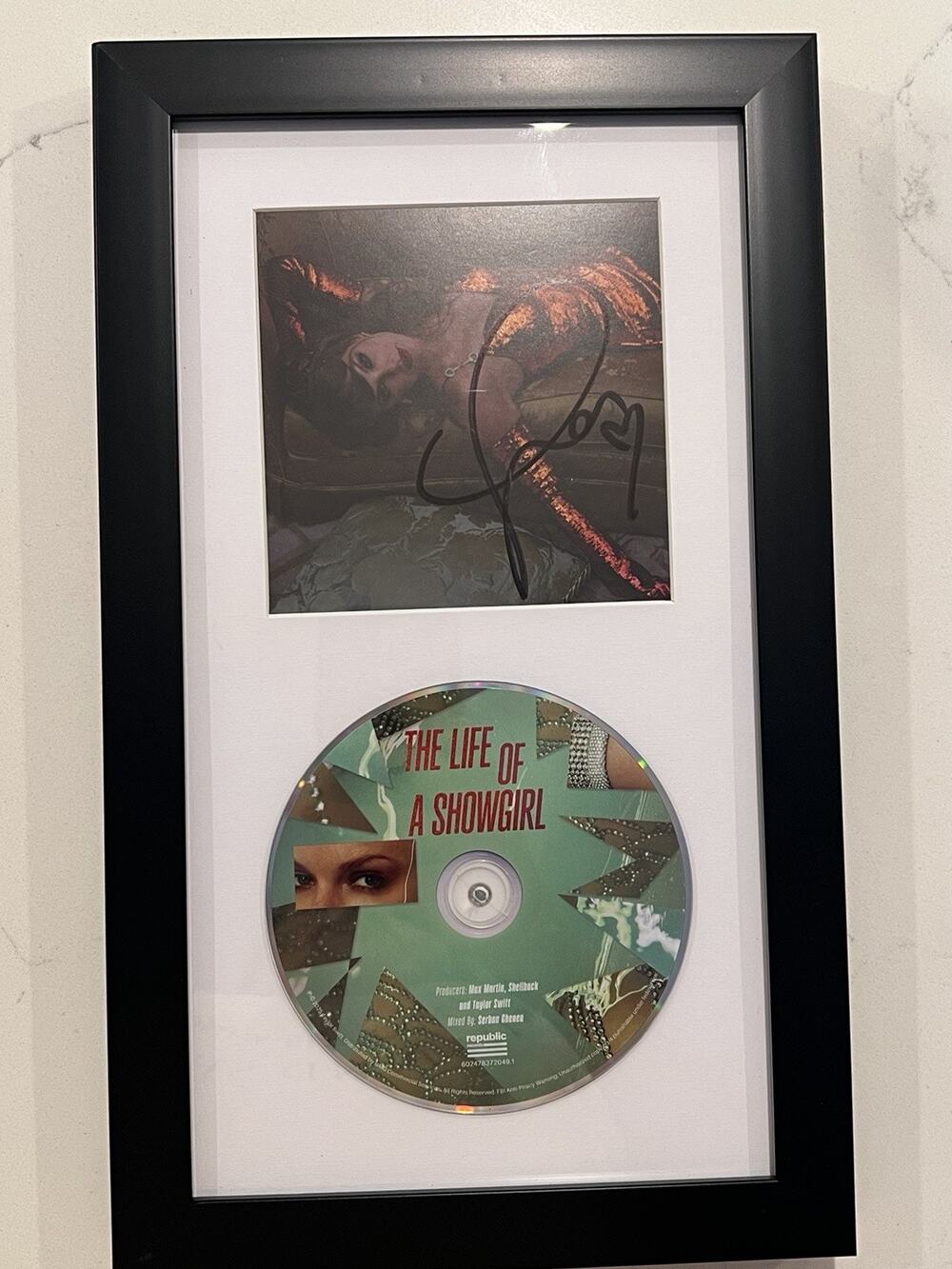 Taylor Swift The Life of a Showgirl Signed Photo Framed CD Photo Autograph #1